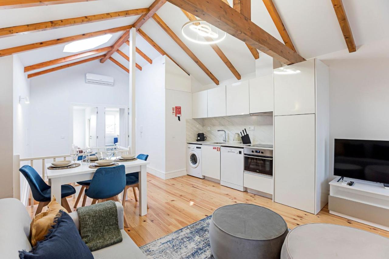 Modern Cativo Apartment By Lovelystay Porto Buitenkant foto