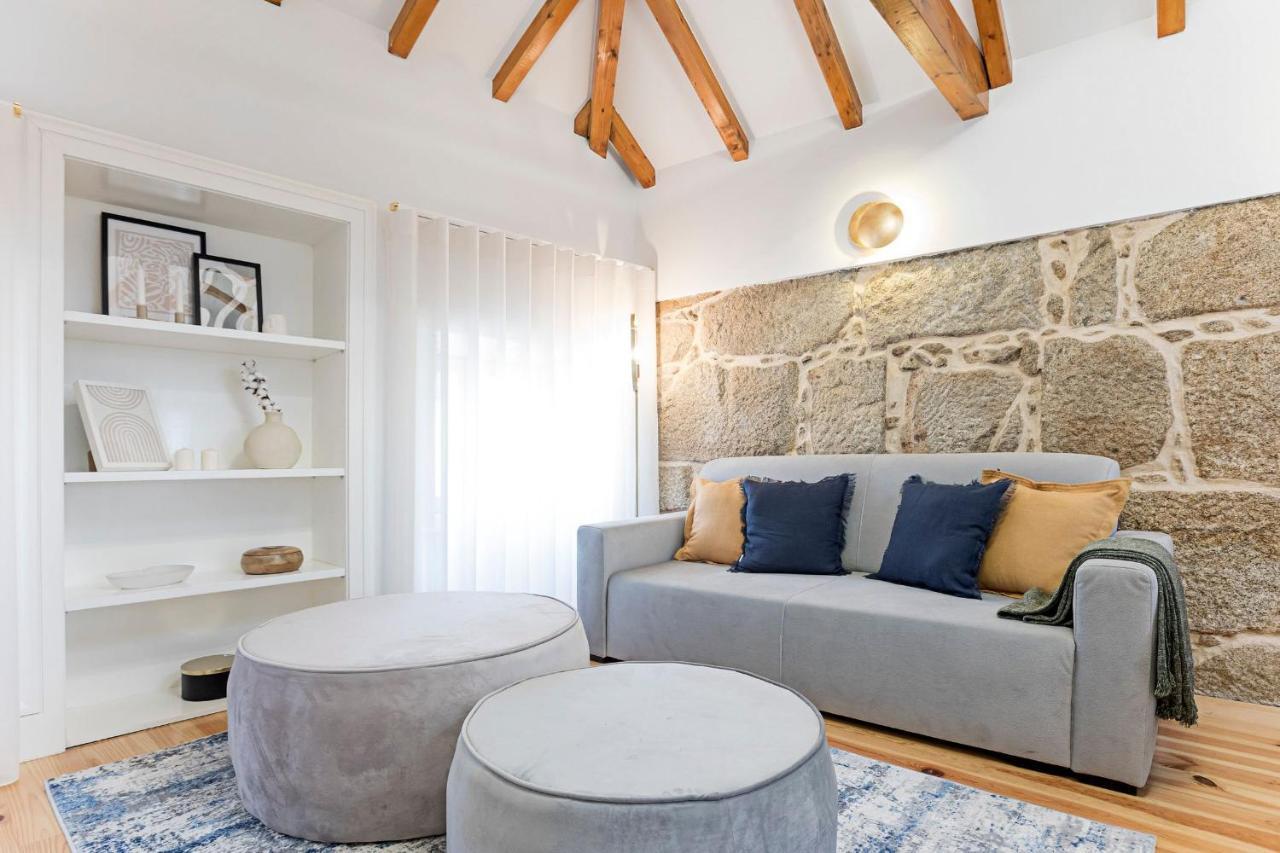 Modern Cativo Apartment By Lovelystay Porto Buitenkant foto