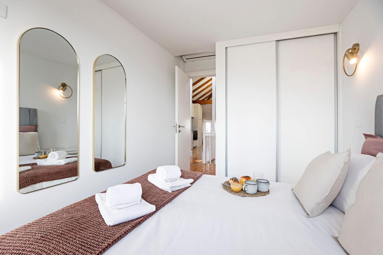Modern Cativo Apartment By Lovelystay Porto Buitenkant foto