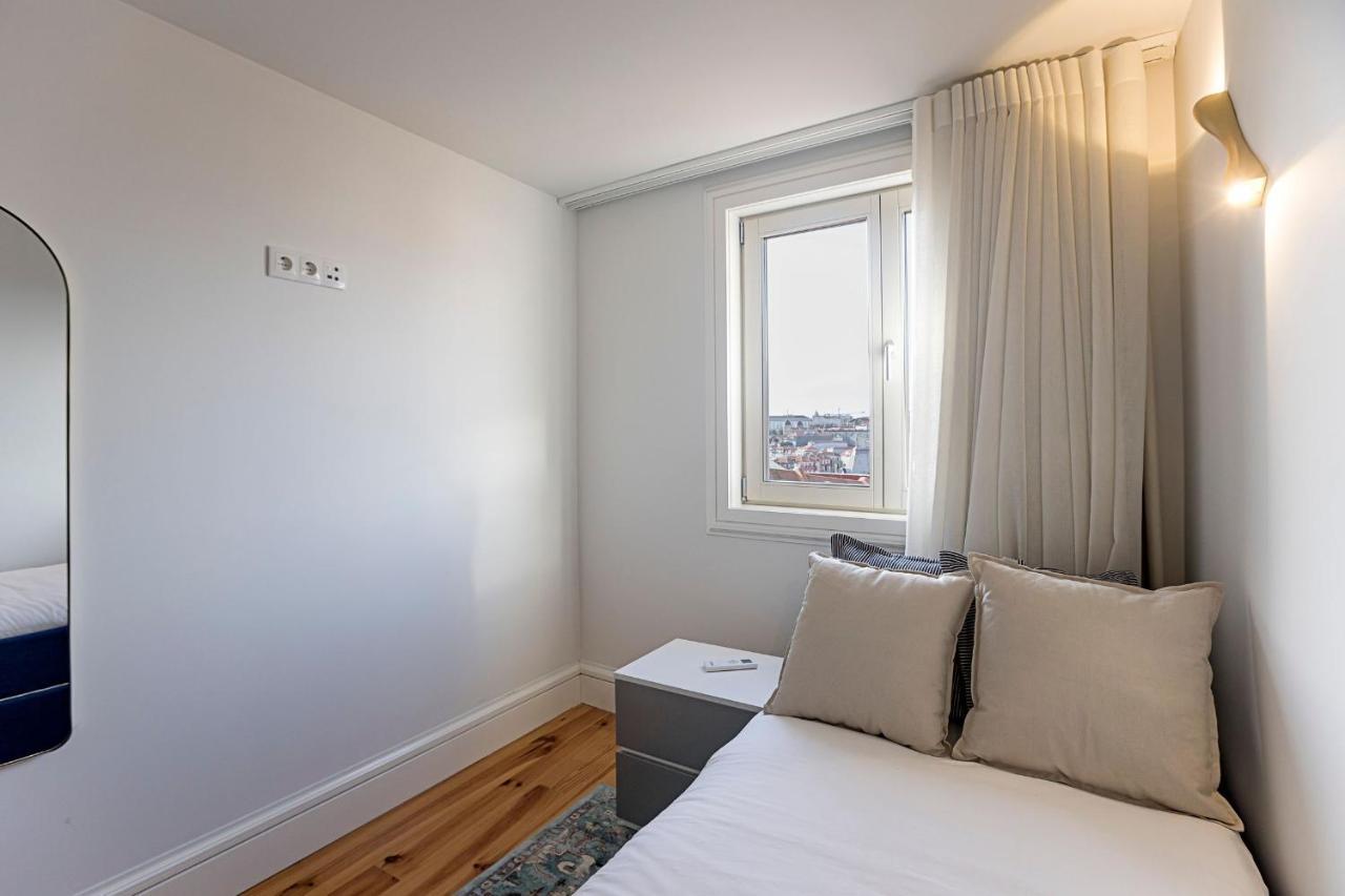 Modern Cativo Apartment By Lovelystay Porto Buitenkant foto